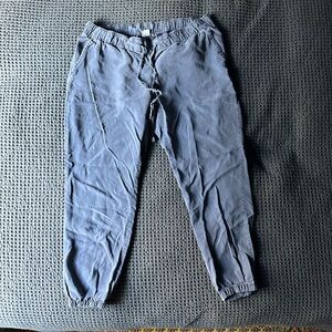 Gap Maternity super comfortable jogger pants